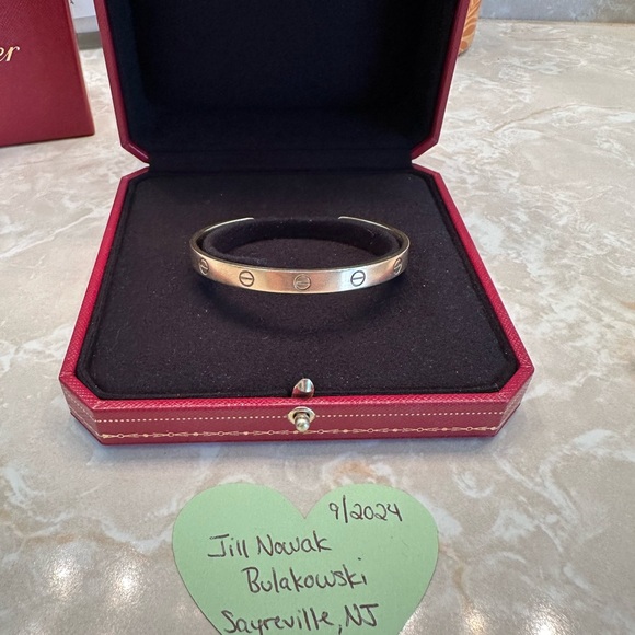 Cartier cuff LOVE bracelet yellow gold size 18 - Picture 11 of 12